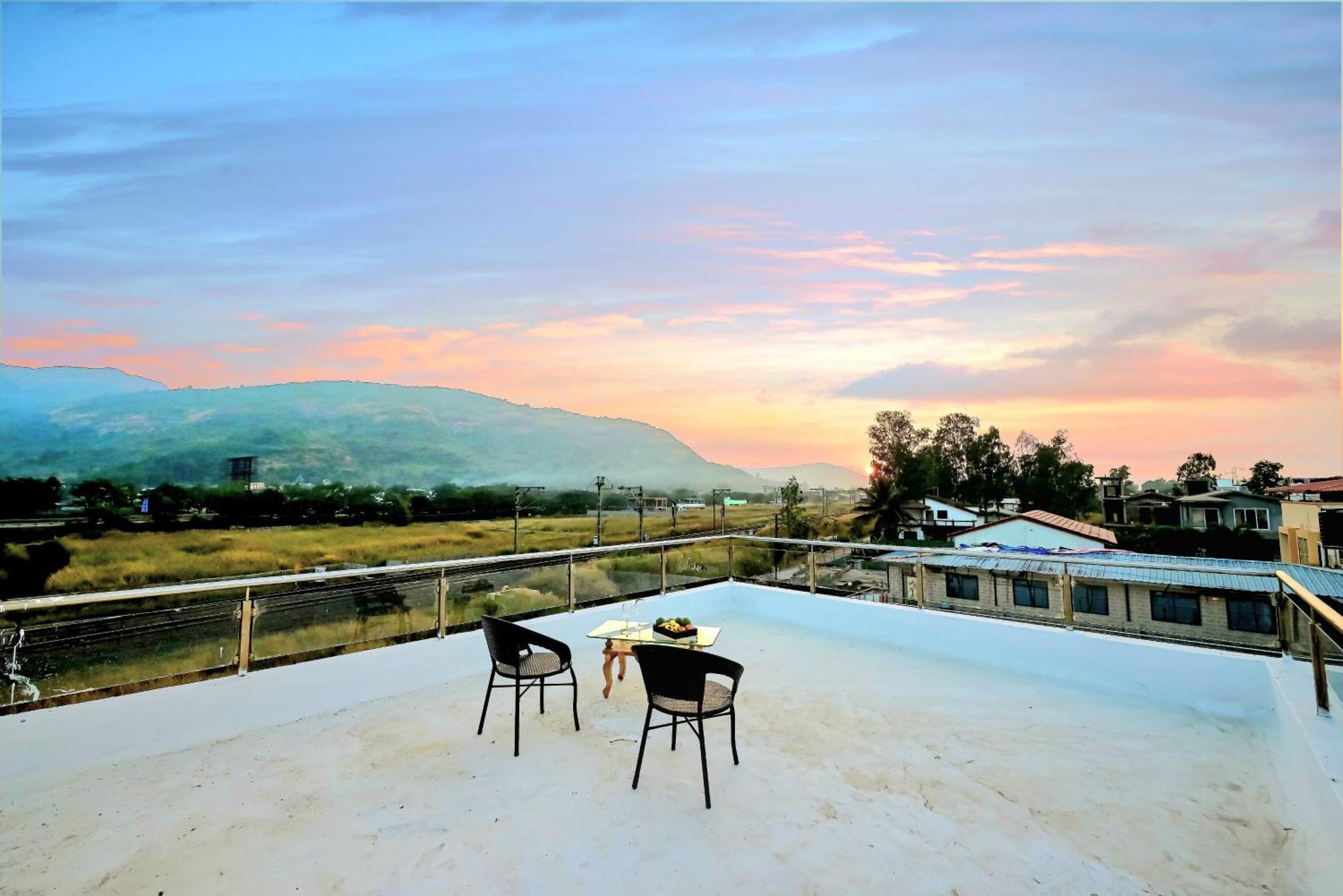 Empyrean Stay II 6Bhk Big Daddy Villa Ll Ac II Pvt Pool II Terrace View II Lux โลนาวาลา ภายนอก รูปภาพ